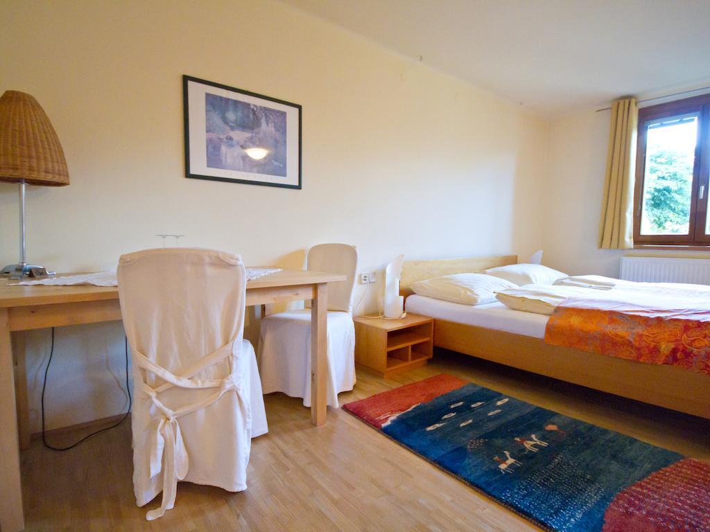 Pension Popotnik Villach Szoba fotó
